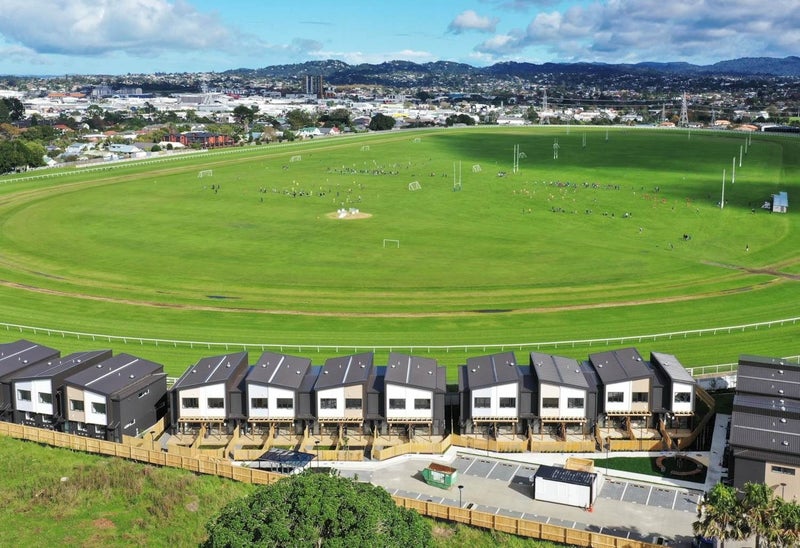 50 Elm Street, Avondale, Auckland - Carousel 1
