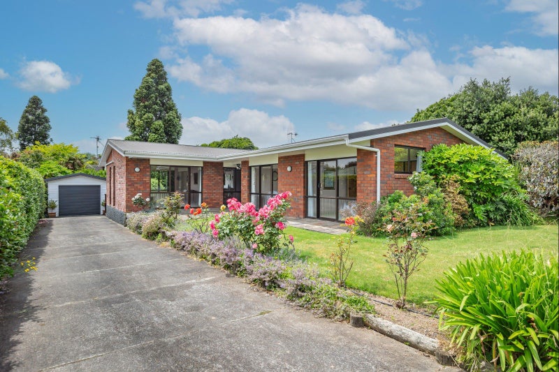 11 Stuart Street, Levin, Levin - Carousel 20