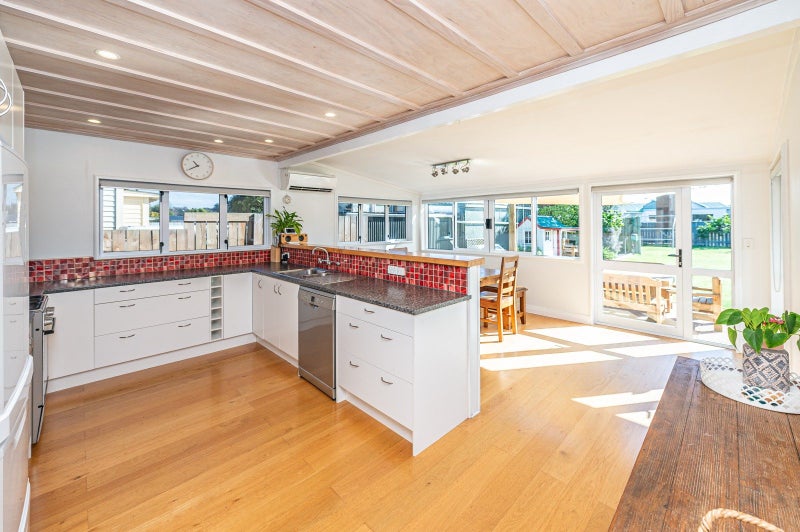 25 Boydfield Street, Whanganui East, Whanganui - Carousel 2