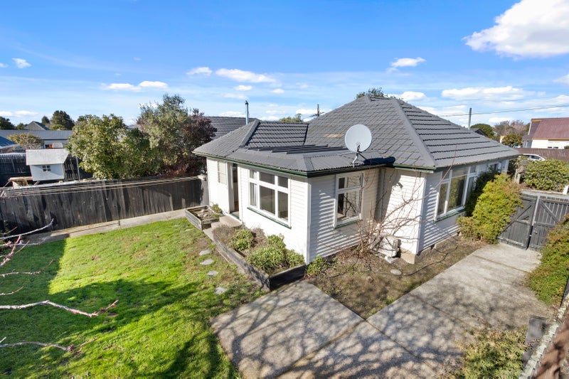16 Bentley Street, Russley, Christchurch - Carousel 1