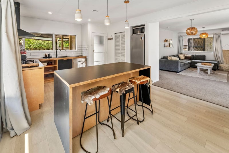 3/47A GREEN STREET, Tahunanui, NELSON - Carousel 1