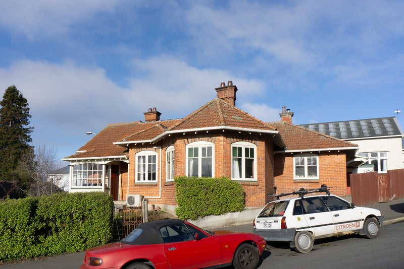 2 Warrender Street, North Dunedin, Dunedin - Carousel 1