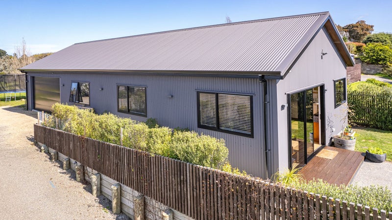 7 Toi Street, Tawhero, Whanganui - Carousel 1