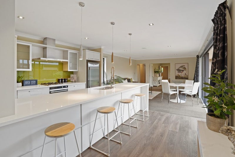 17 Cassidy Avenue, Lincoln, Lincoln - Carousel 2