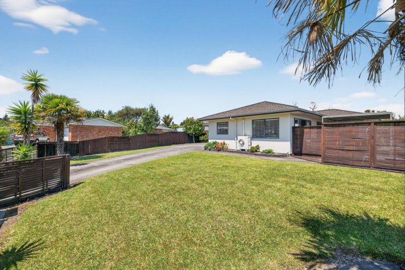 28 Lisa Place, Brookfield, Tauranga - Carousel 2