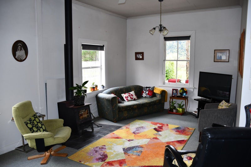 8 Gladstone Street, Seddonville, Westport - Carousel 2