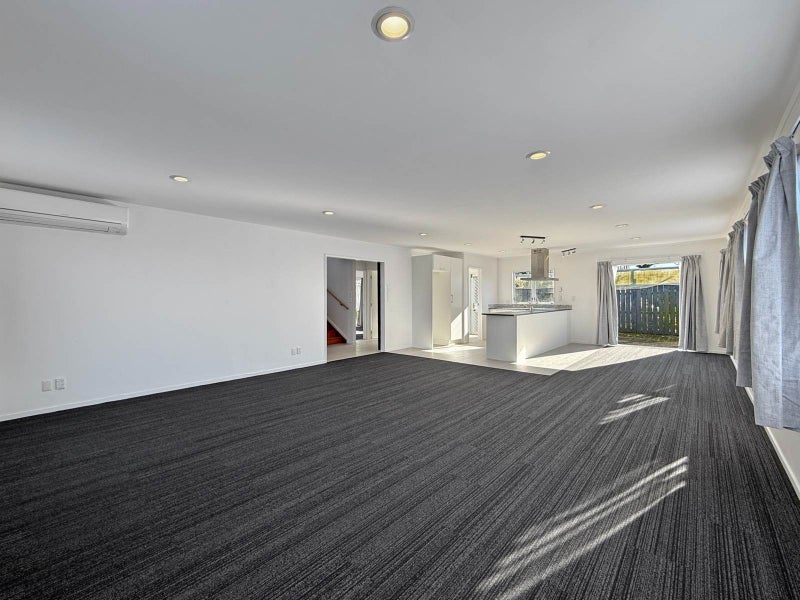 2/50 Blanes Road, Weymouth, Auckland - Carousel 1