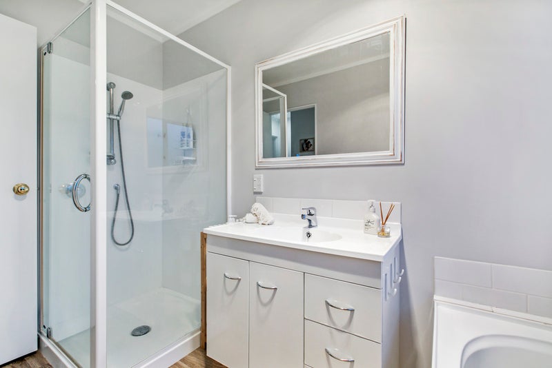 25 Legacy Drive, Henderson, Auckland - Carousel 26