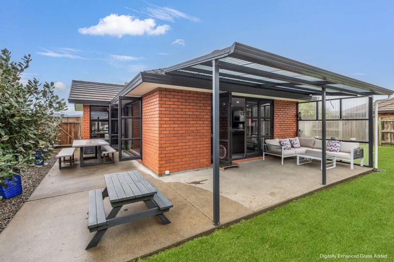 15 Trump Place, Kelvin Grove, Palmerston North - Carousel 2