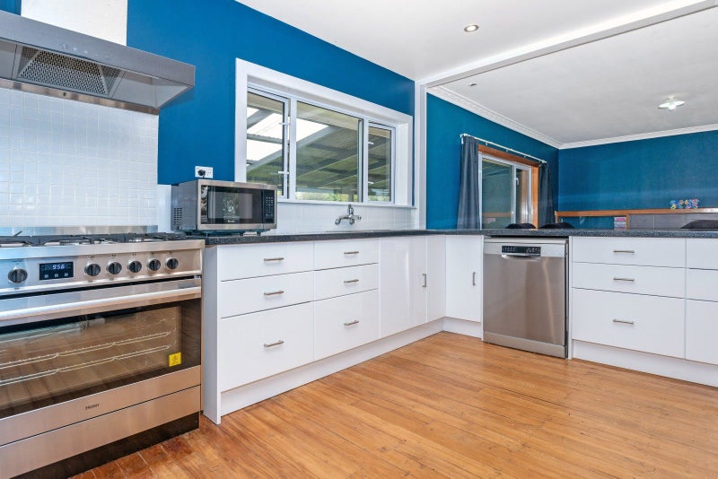 5 Tolerton Avenue, Elgin, Gisborne - Carousel 2