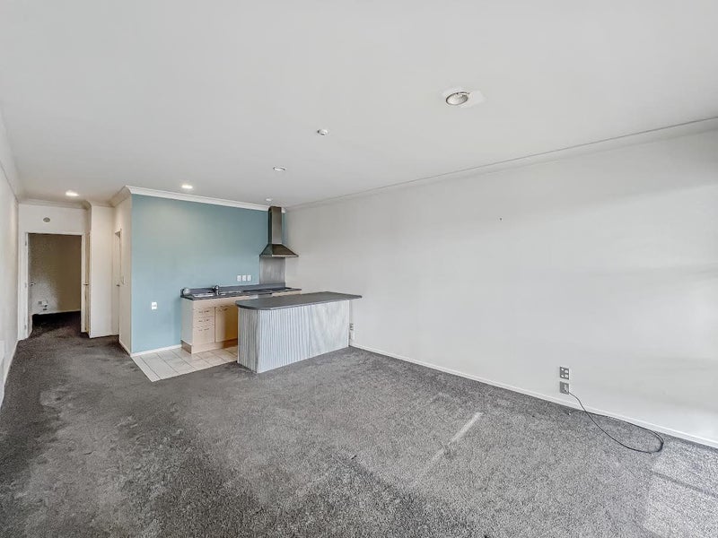 102/3 Morningside Drive, St Lukes, Auckland - Carousel 2