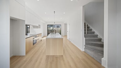 12 Clendon Place, Manurewa, Auckland - Carousel 1