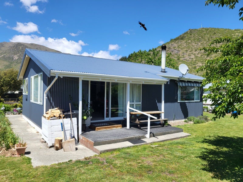 2 Keene Place, Omarama - Carousel 2