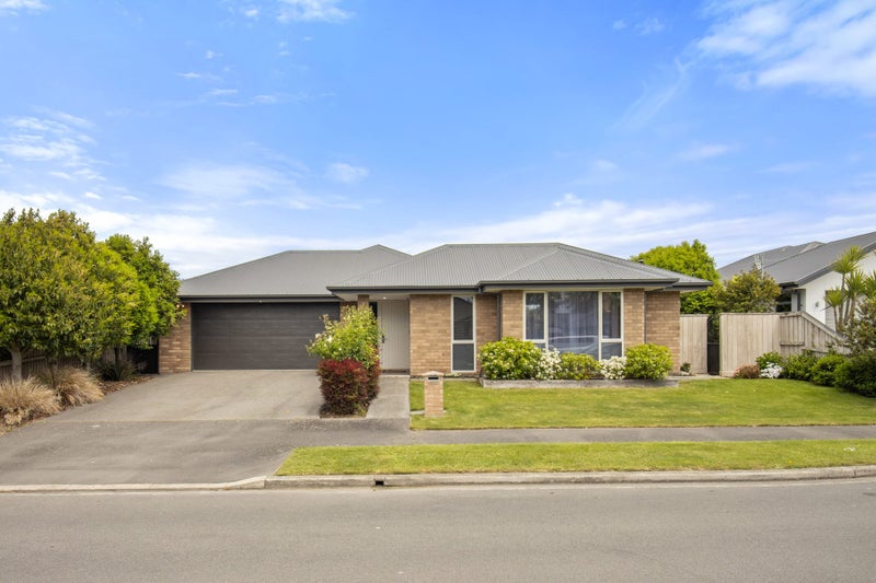 33 Parklea Avenue, Halswell, Christchurch - Carousel 1