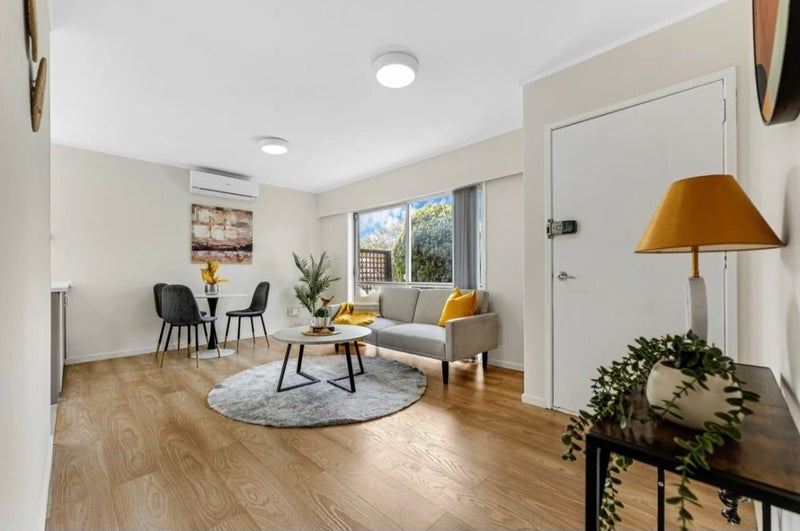 5/28 Waimai Avenue, Weymouth, Auckland - Carousel 2