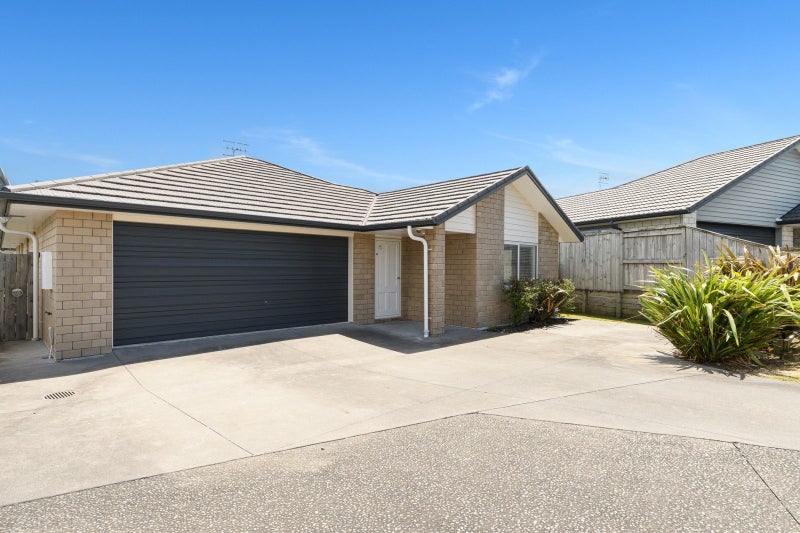 7 Paimarire Lane, Pyes Pa, Tauranga - Carousel 2