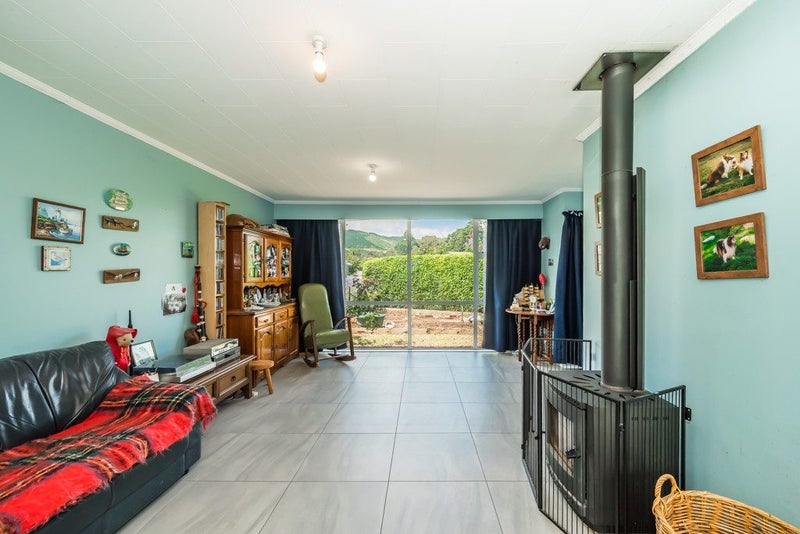 1 Matipo Street, Waikanae, Waikanae - Carousel 2