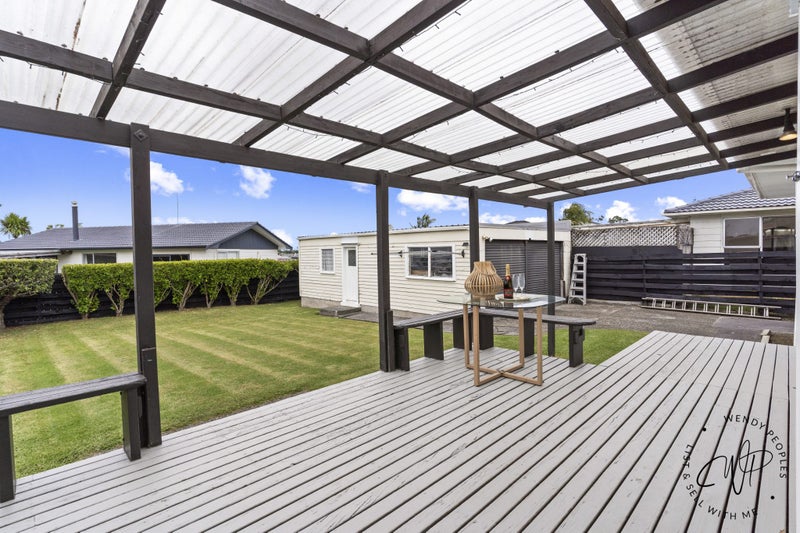 22 Allington Road, Massey, Auckland - Carousel 2