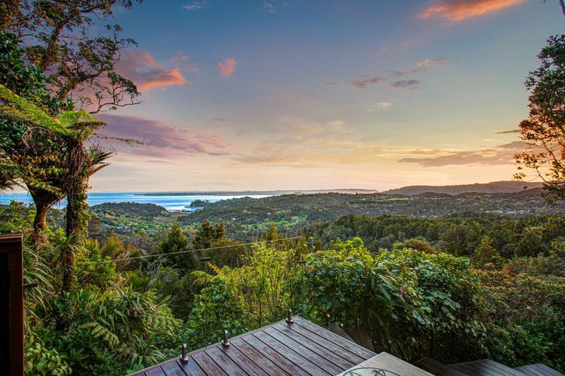 76 Kohu Road, Titirangi, Auckland - Carousel 2