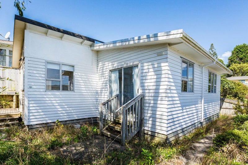 37A Bedford Street, Cannons Creek, Porirua, Wellington - Carousel 10