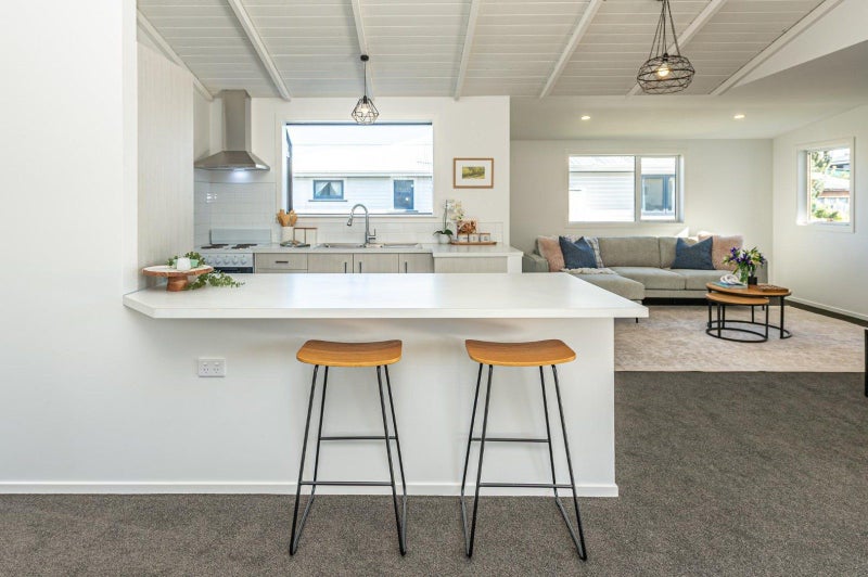 4 Kupe Place, Castlecliff, Whanganui - Carousel 2