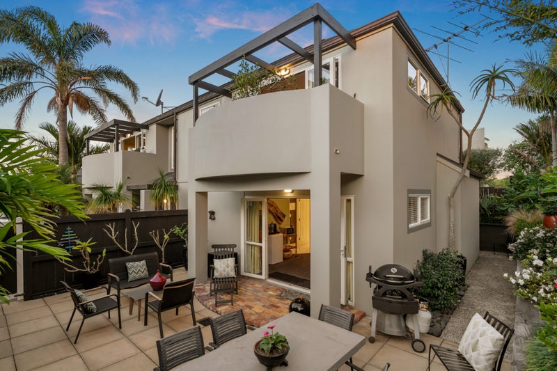 15A Rautara Street, Orakei, Auckland - Carousel 2