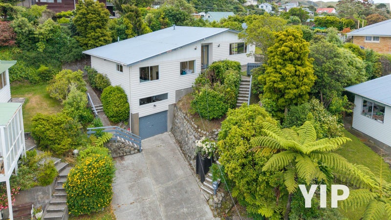 4 Wheeler Way, Johnsonville, Wellington - Carousel 1