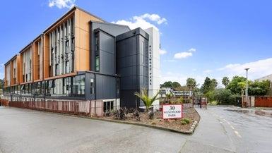 7D/30 Westward Hollow, GLEN EDEN, AUCKLAND - Carousel 1