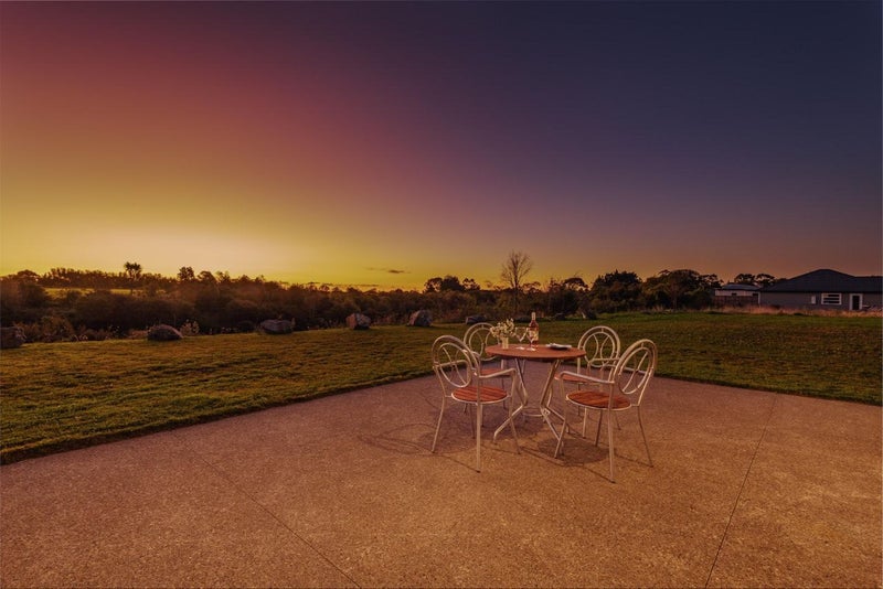 49 Johnstone Drive, Fitzherbert, Palmerston North - Carousel 13