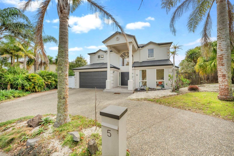 5 Oakway Drive, Schnapper Rock, Auckland - Carousel 2