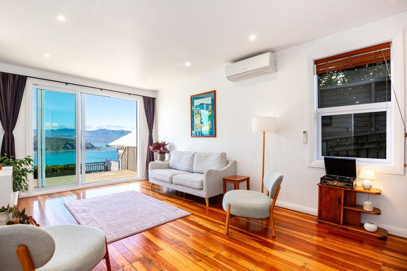 28 View Road, Houghton Bay, Wellington - Carousel 2