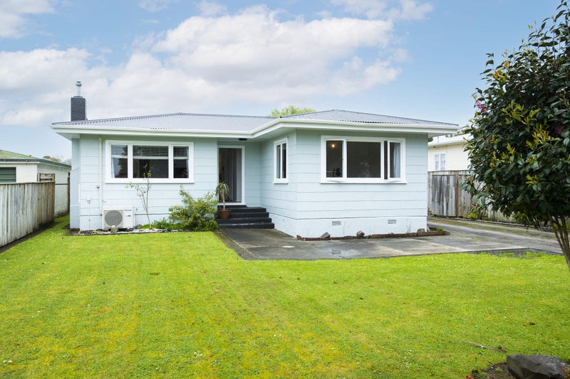 20 Pine Street, Mangapapa, Gisborne - Carousel 2
