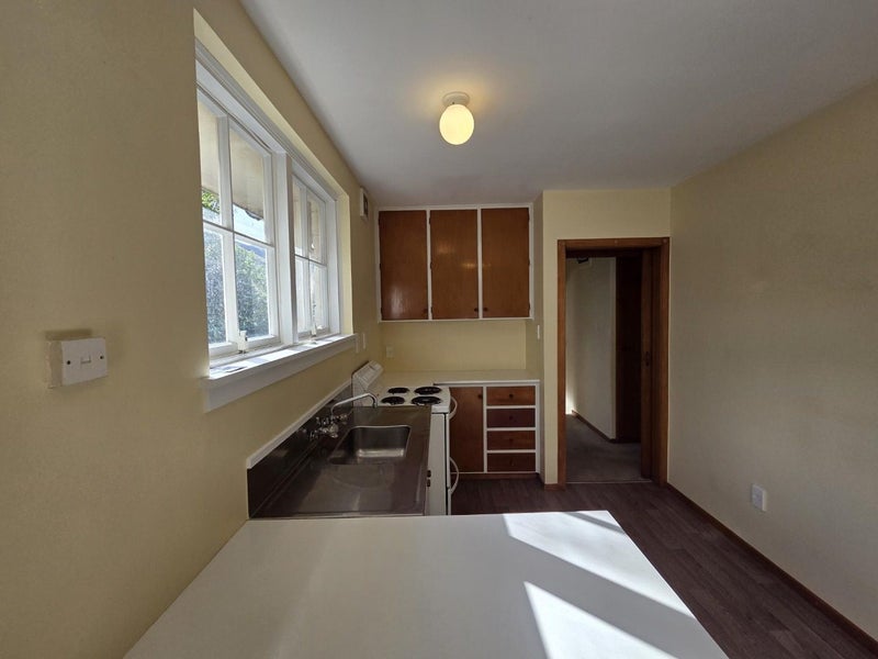 35 Allard Street, Edgeware, Christchurch - Carousel 2