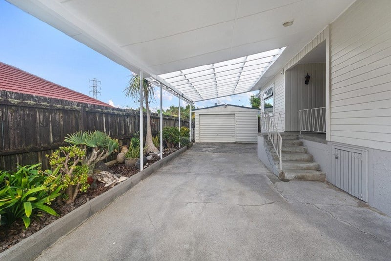 29 Lyndhurst Road, Te Atatu South, Waitakere City, Auckland - Carousel 23