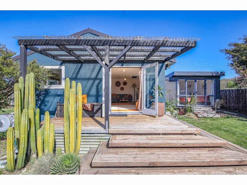 Property Valuation for 17 Stalkers Road, Woodend Beach, Woodend Trade Me Property Trade Me