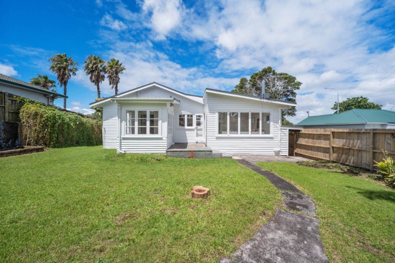 428 Ellerslie-Panmure Highway, Mount Wellington, Auckland - Carousel 1