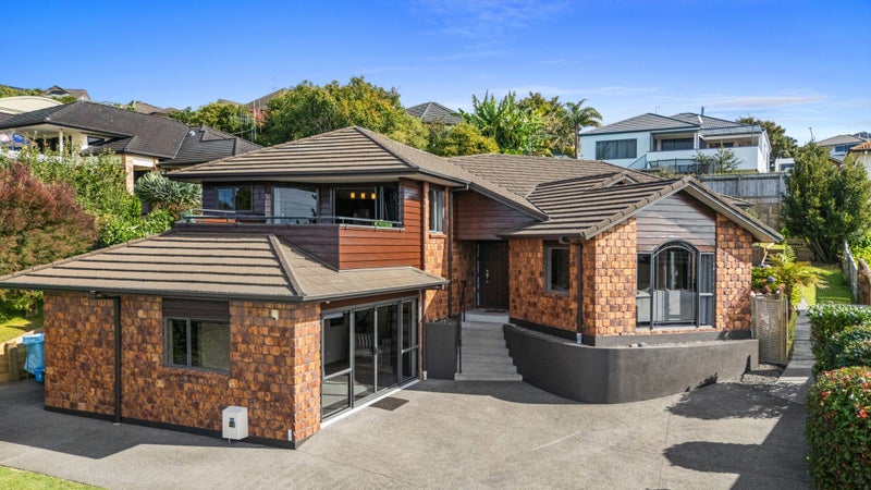 10 Berkeley Grove, Bethlehem, Tauranga - Carousel 1