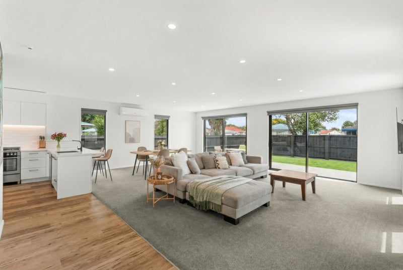139 Springs Road, Hornby, Christchurch - Carousel 1