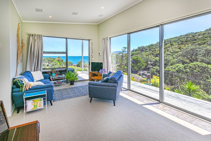 18 Captain Amodeo Road, Amodeo Bay, Coromandel - Carousel 1