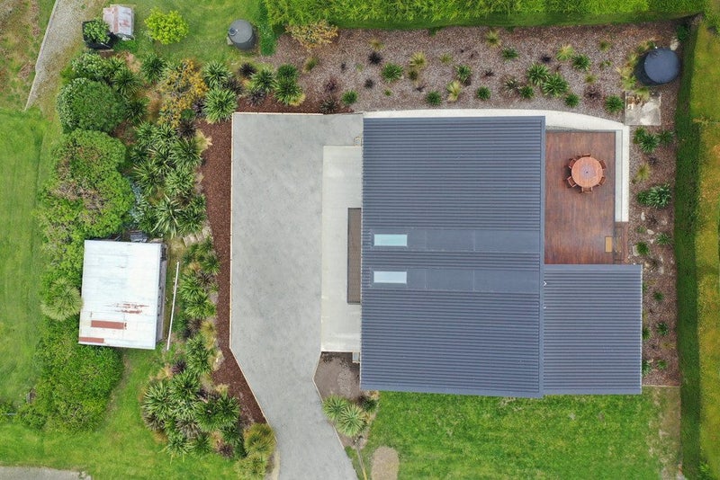 30 Chambers Street, Kakanui, Oamaru - Carousel 35