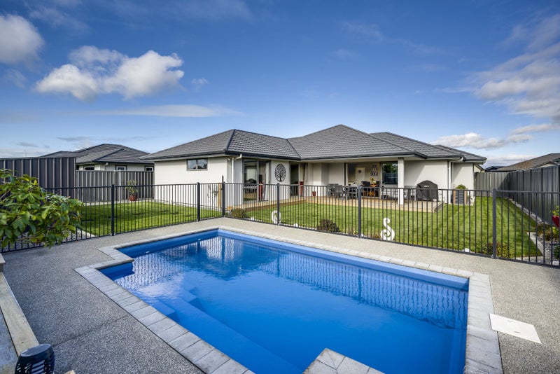 10 Wanaka Place, Poraiti, Napier - Carousel 1