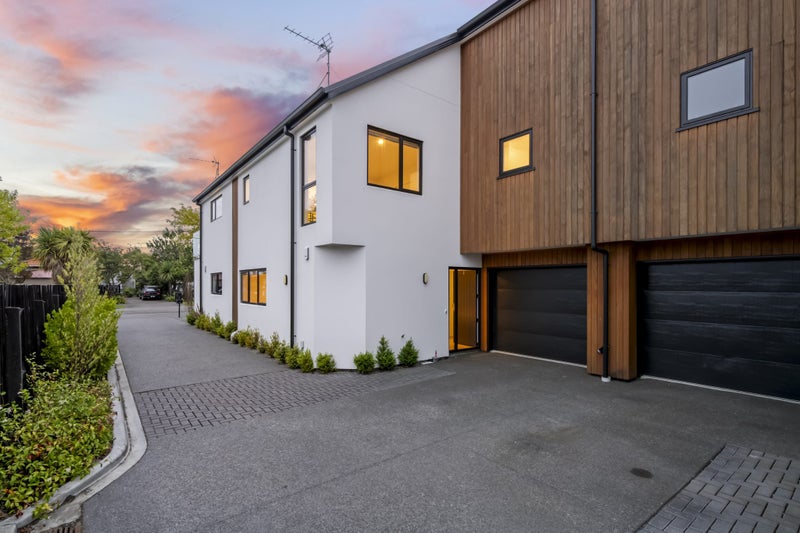 2/128 Bishop Street, St Albans, Christchurch - Carousel 1