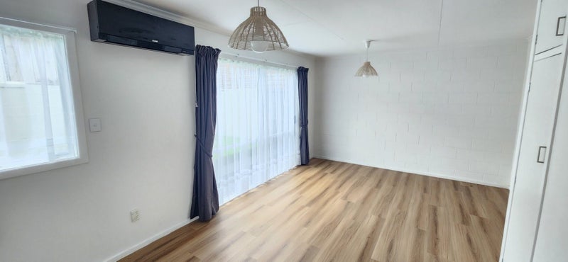 17B Parsons Street, Vogeltown, New Plymouth, Taranaki - Carousel 2