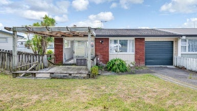 1/2 Kashmir Road, Glen Eden, Auckland - Carousel 1