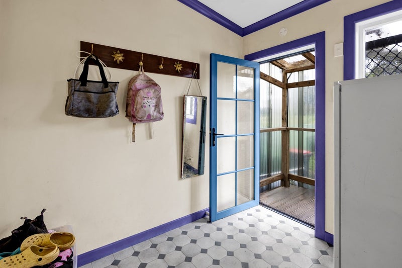 22 Leicester Street, Patea - Carousel 20