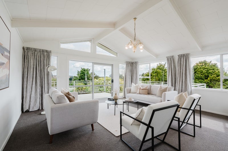 152 Totara Drive, Pukete, Hamilton - Carousel 2