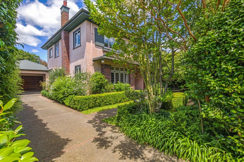 10 Saint Johns Avenue, Palmerston North - Carousel 1