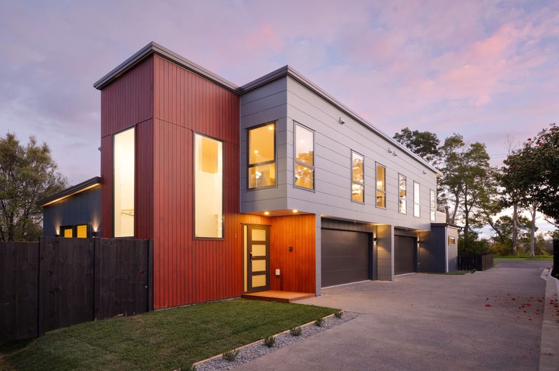 1082 River Road, Queenwood, Hamilton - Carousel 1