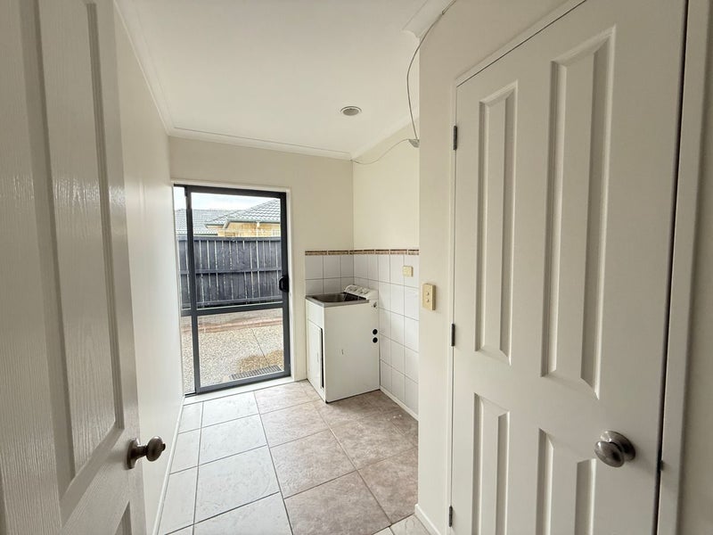 434 Chapel Road, Flat Bush, Auckland - Carousel 18