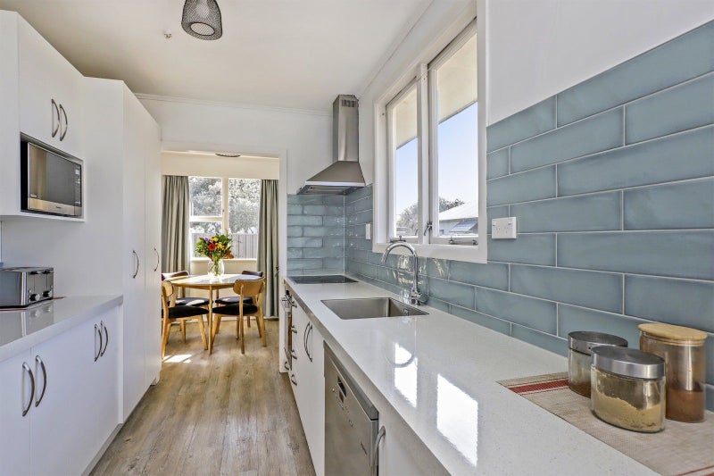 806A Riverslea Road North, Parkvale, Hastings - Carousel 1